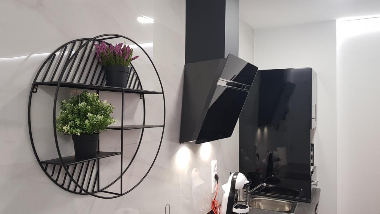 Apartamento Pepi Puerto (Adults Only) 산타 폴라 외부 사진