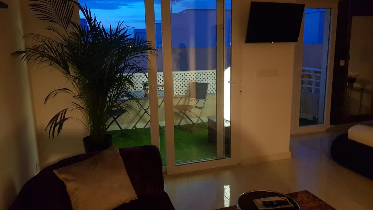 Apartamento Pepi Puerto (Adults Only) 산타 폴라 외부 사진